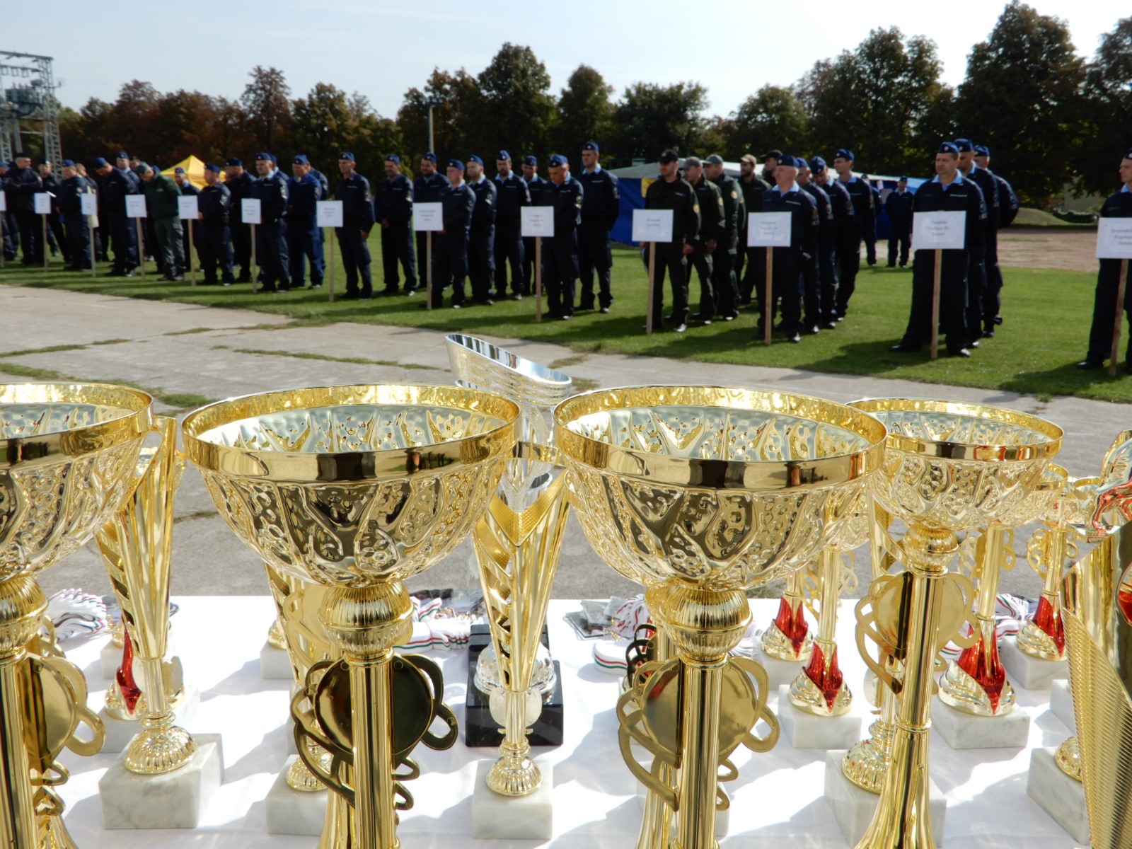Kutyavezetők és Szolgálati kutyák Országos Versenye